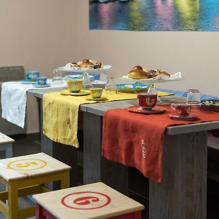 Bed And Breakfast Via Toledo 156 Napoli Dış mekan fotoğraf