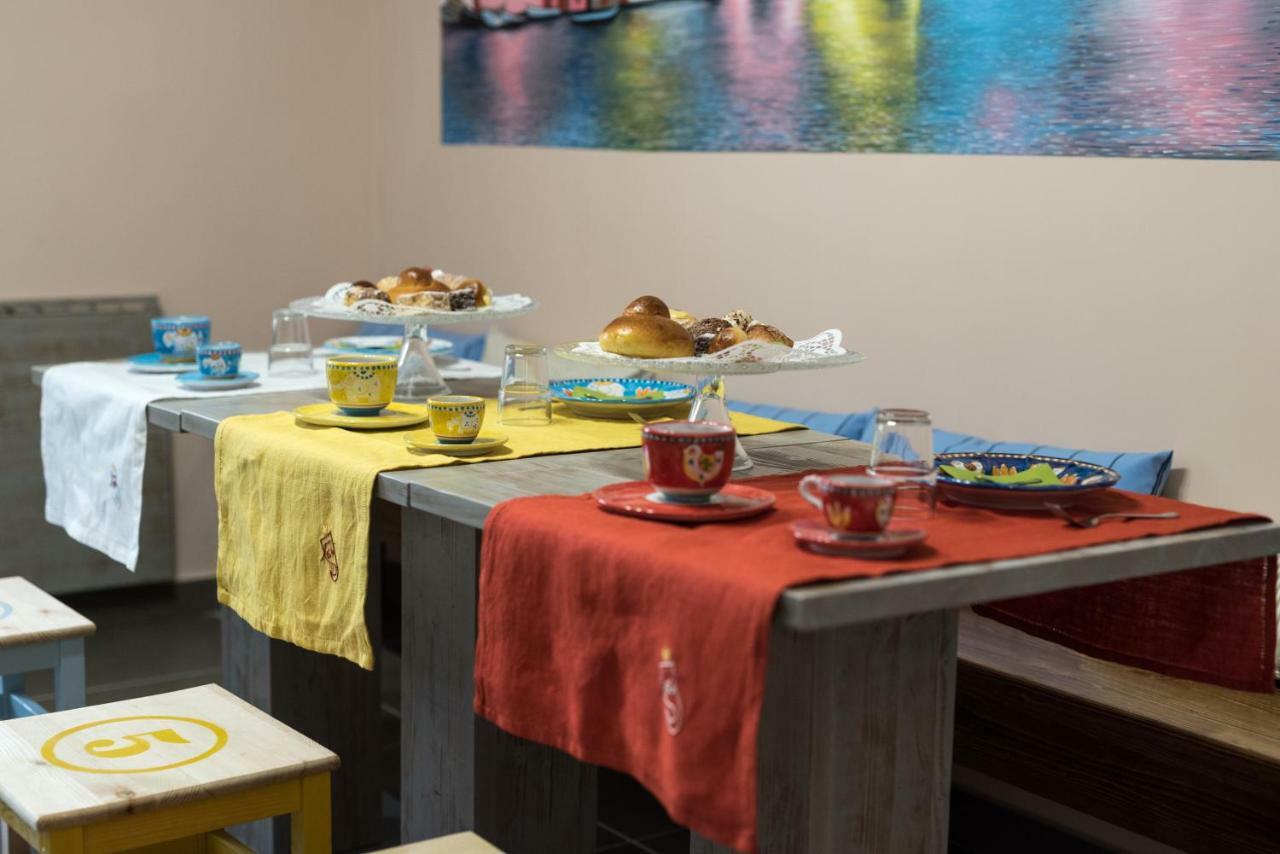 Bed And Breakfast Via Toledo 156 Napoli Dış mekan fotoğraf